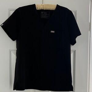 FIGS Women’s Short Sleeve Black Scrubs Top